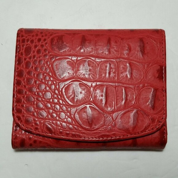 Tryst wallet red faux crocodile coin pocket flaw - Picture 1 of 7
